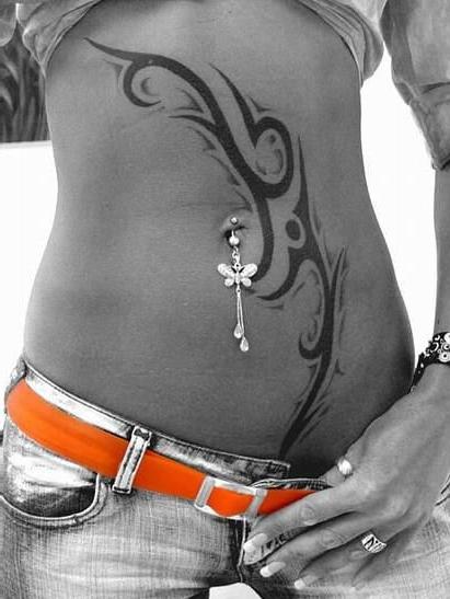 τατουάζ στην κοιλιά για τα κορίτσια